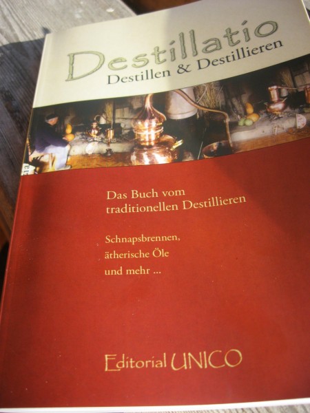 Buch-Destillatio